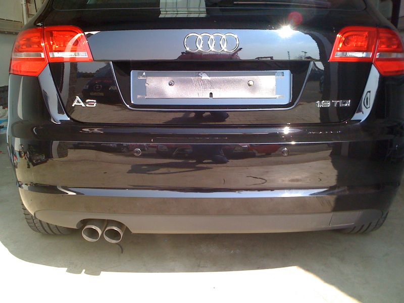 Audi_A3_2009-ReverseParkingSensors.JPG