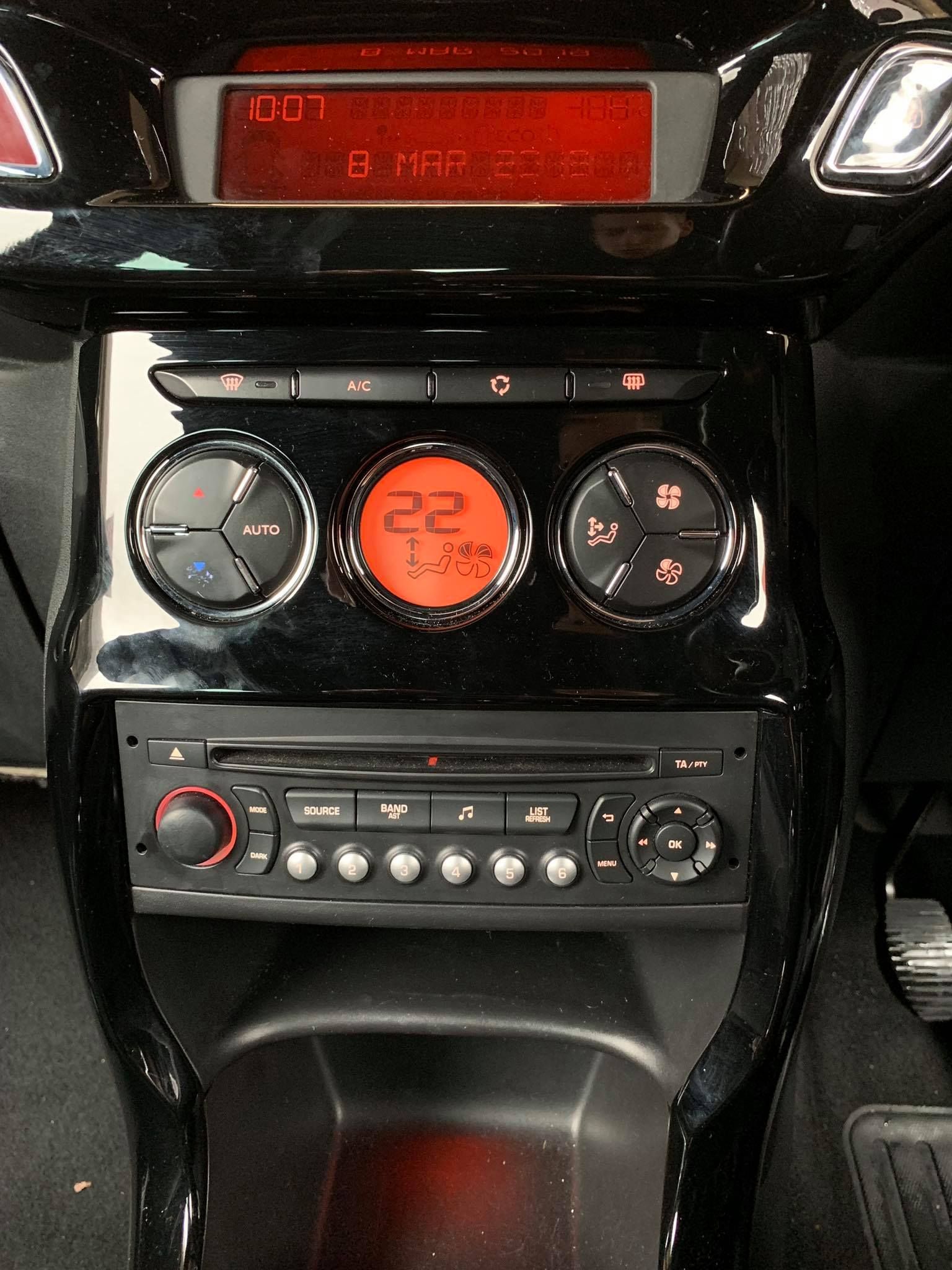 citreon ds3 before with old stereo