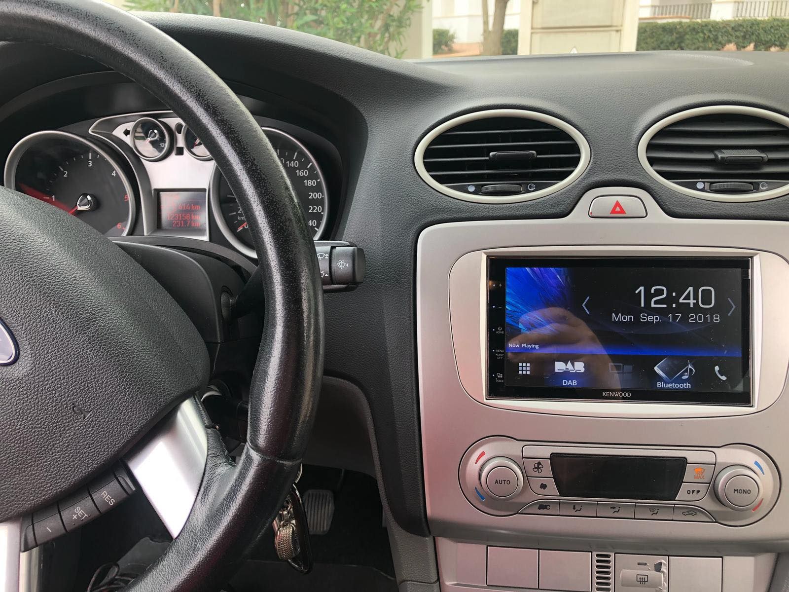 ford_focus_left_hand_drive_kenwood_head_unit_install
