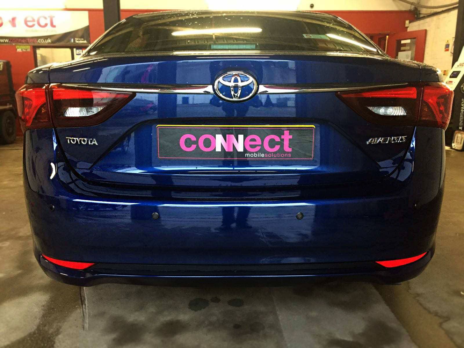toyota_avensis_fitted_with_rear_parking_sensors_in_belfast
